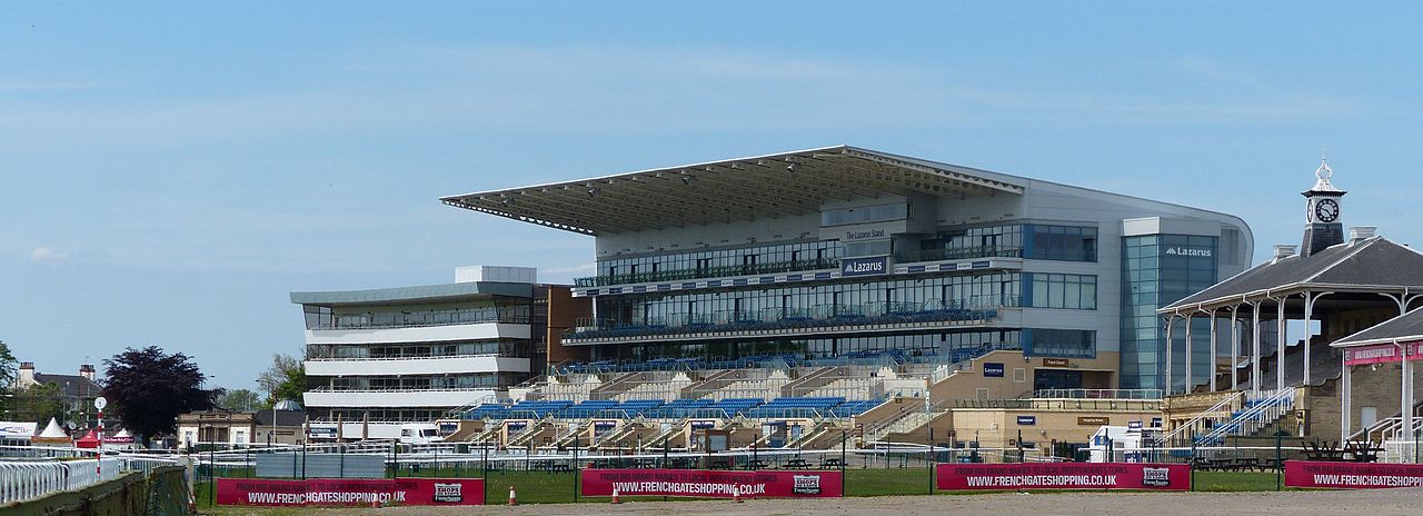 Doncaster_Racecourse_1.jpg